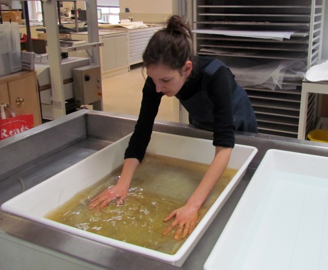 Élodie Lévèque washing The Waterford Mirror